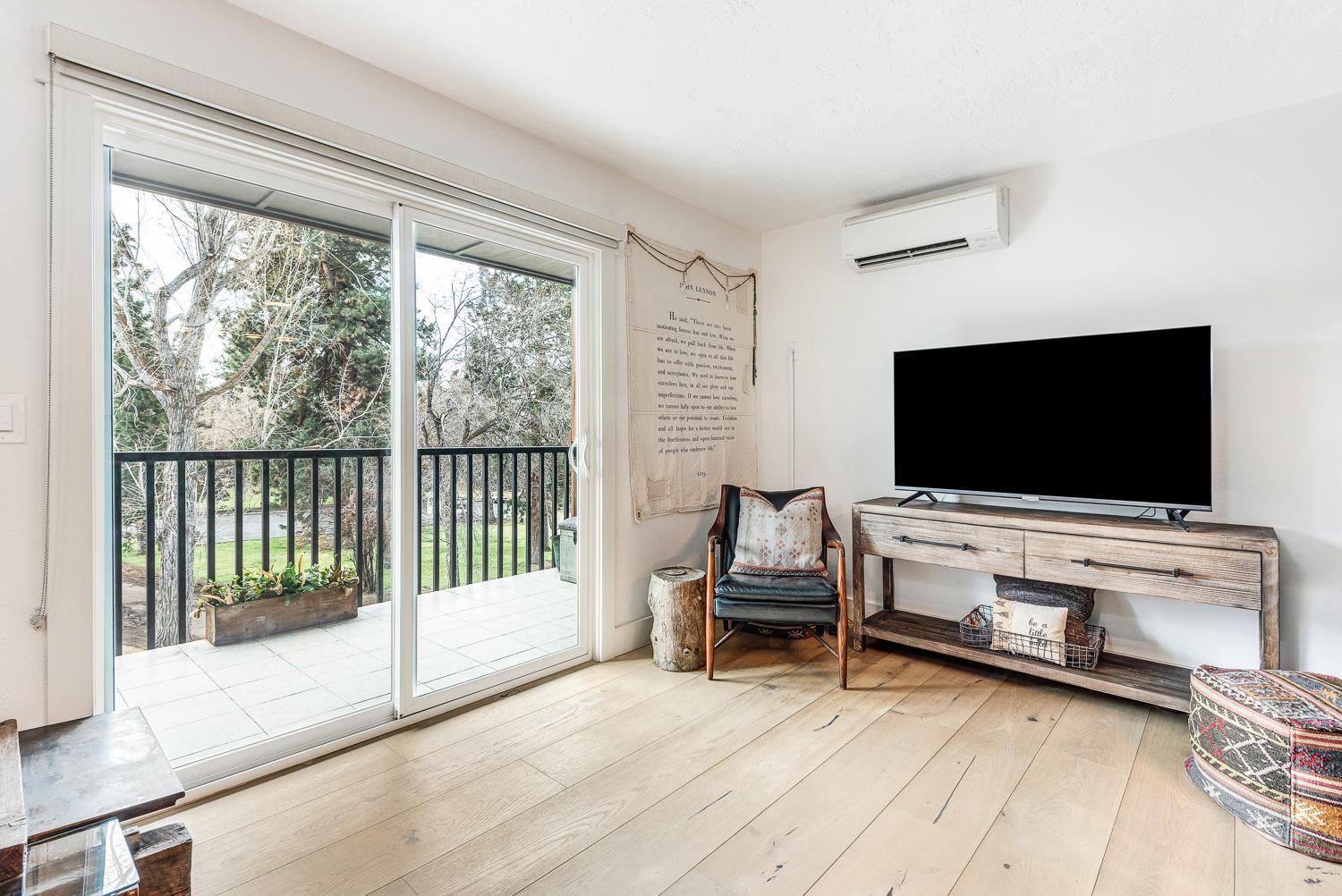 Pioneer Park Rentals Downtown Бенд Номер фото